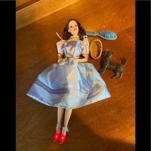 Dorothy Barbie with accessories 🤍💙